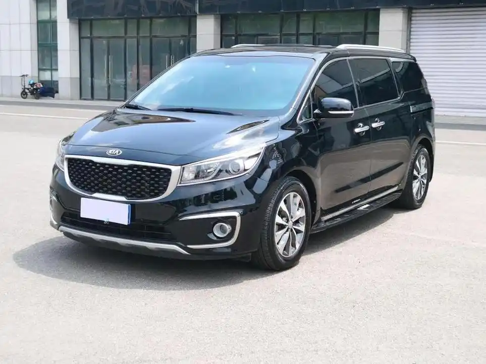 Kia 起亞 Carnival 原版件|高雄市嚴選優質二手車銷售|全台保修聯保安心行