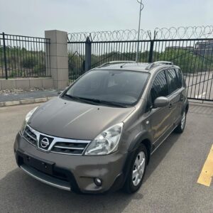 Nissan 日產 Livina 原版件｜高雄市信用瑕疵協助辦理汽車貸款｜全車完美美容整備呈現