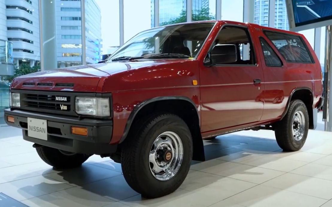 Nissan 日產 Terrano 具第三方認證 SAVE|高雄市熱門大空間休旅車二手現貨|100%實車實價在庫 實拍車況立即可交