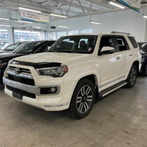 Toyota 豐田 4Runner 實車實價｜桃園市熱門大空間休旅車二手現貨｜五星好評車商誠信推薦，卓越性能與保值兼具的理想選擇